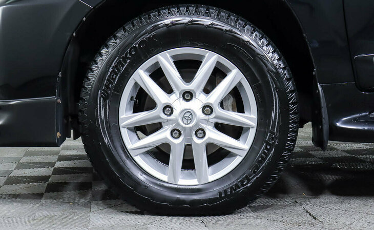 Toyota Land Cruiser - Фото 7