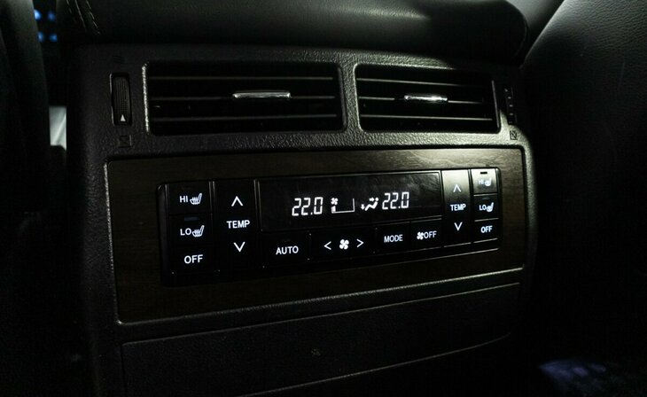 Toyota Land Cruiser - Фото 21