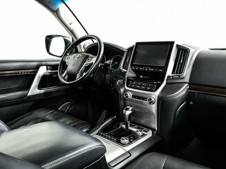 Toyota Land Cruiser, 200 Series Рестайлинг 2, № лота 12503, фото 6