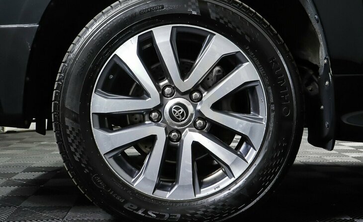 Toyota Land Cruiser - Фото 7