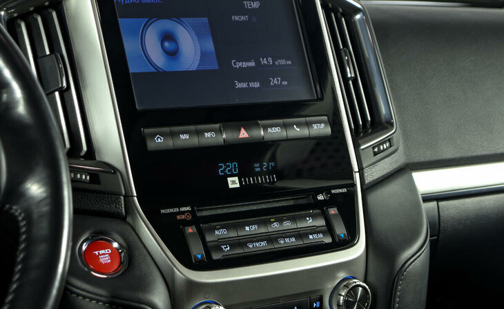 Toyota Land Cruiser - Фото 10