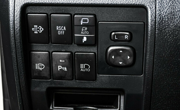 Toyota Land Cruiser - Фото 12