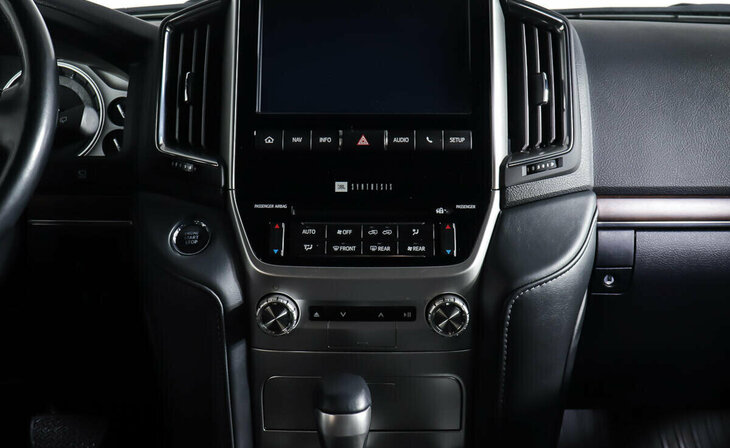 Toyota Land Cruiser - Фото 13