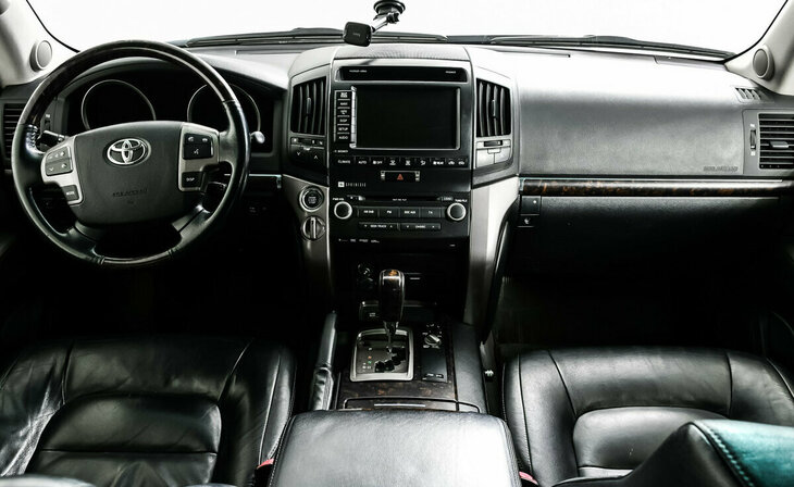 Toyota Land Cruiser - Фото 6