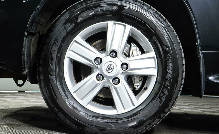 Toyota Land Cruiser - Фото 6