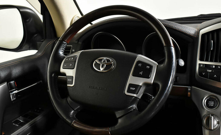 Toyota Land Cruiser - Фото 10