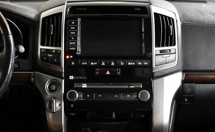 Toyota Land Cruiser - Фото 11