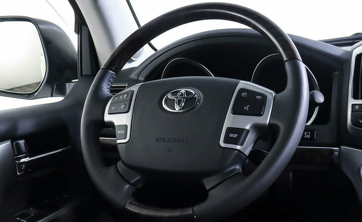 Toyota Land Cruiser - Фото 11