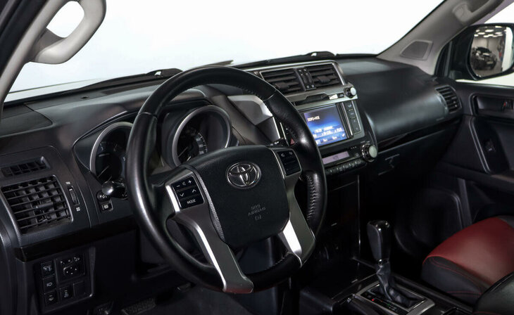 Toyota Land Cruiser Prado - Фото 6