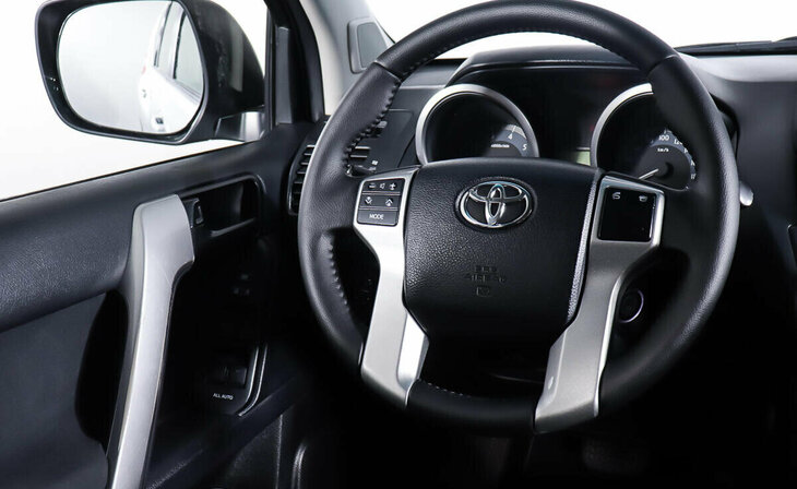 Toyota Land Cruiser Prado - Фото 12
