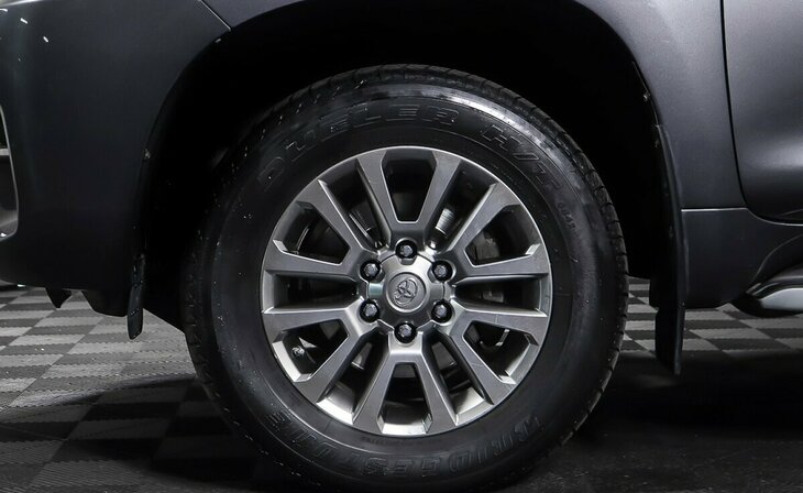 Toyota Land Cruiser Prado - Фото 8