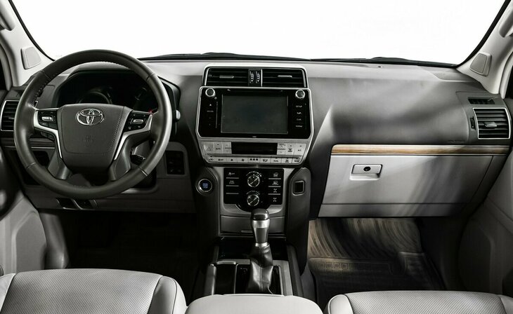 Toyota Land Cruiser Prado - Фото 8