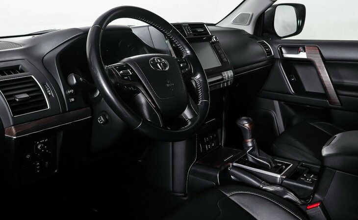 Toyota Land Cruiser Prado - Фото 10