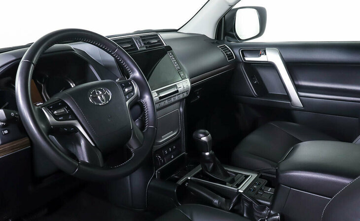 Toyota Land Cruiser Prado - Фото 10