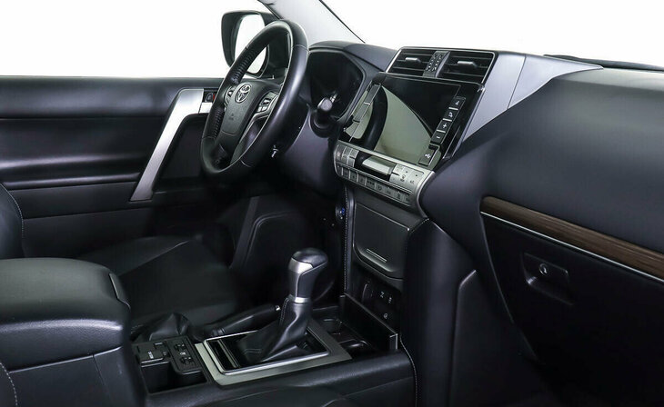 Toyota Land Cruiser Prado - Фото 8