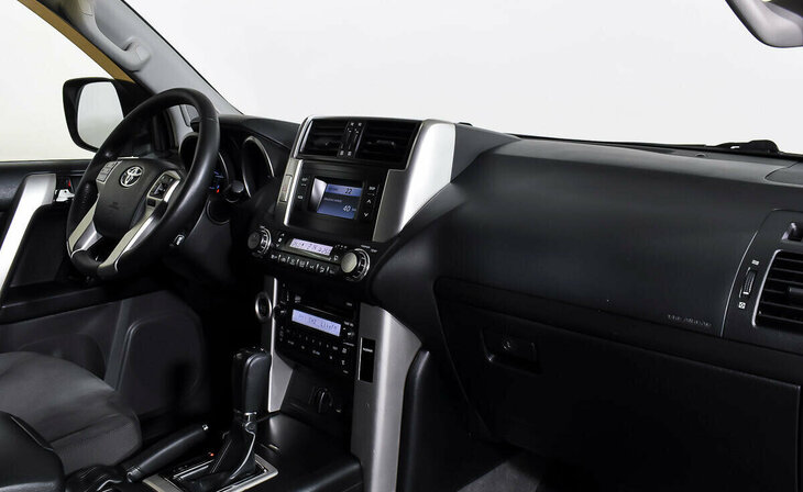 Toyota Land Cruiser Prado - Фото 8