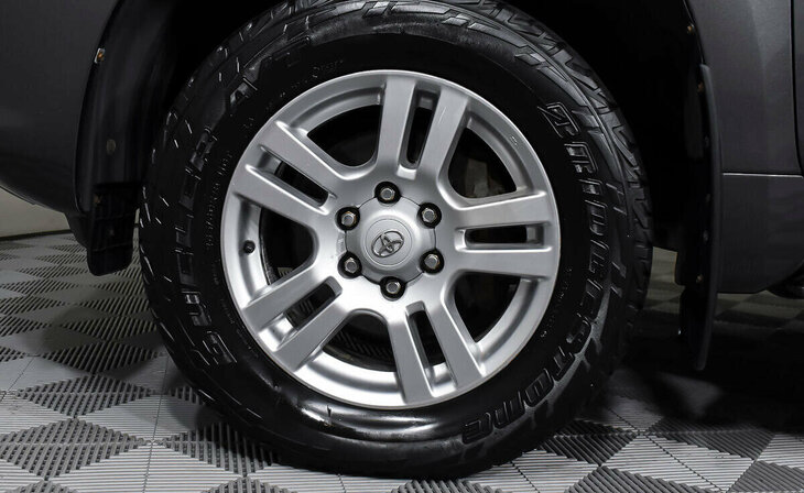 Toyota Land Cruiser Prado - Фото 7