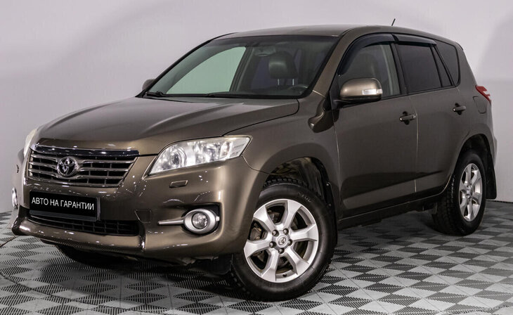 Toyota RAV4 - Фото 0