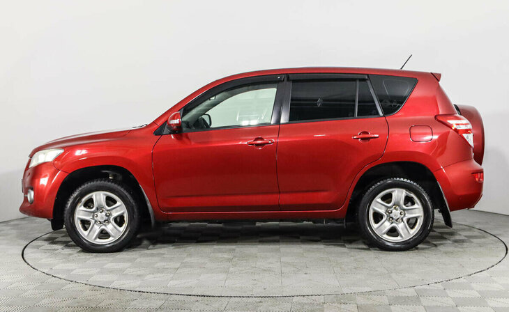 Toyota RAV4 - Фото 2