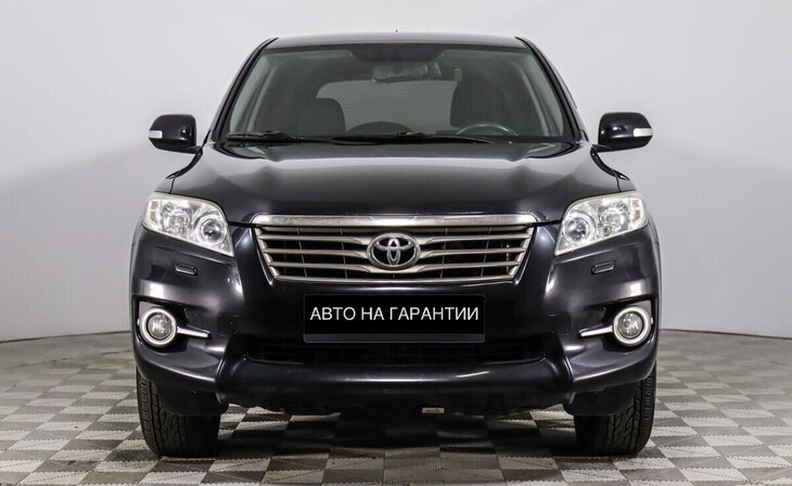 Toyota RAV4 - Фото 1