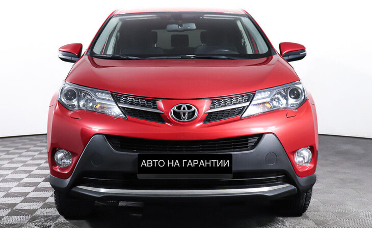 Toyota RAV4 - Фото 1
