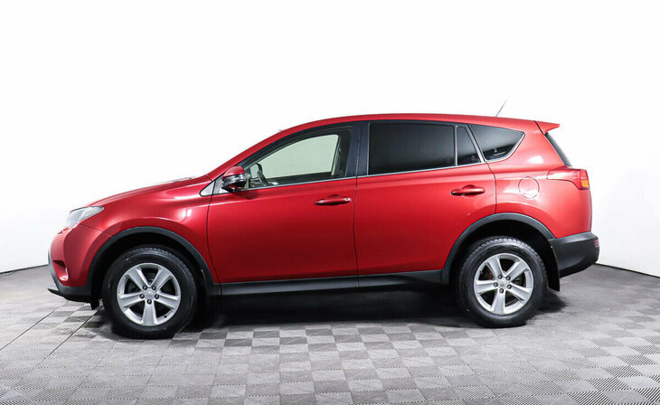 Toyota RAV4 - Фото 2