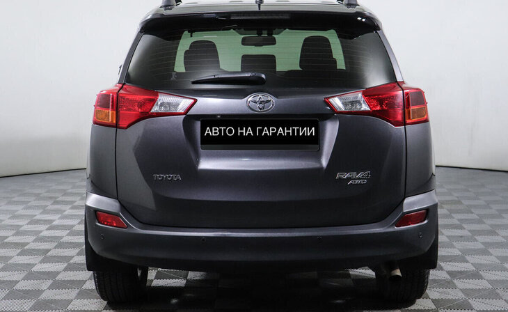 Toyota RAV4 - Фото 3