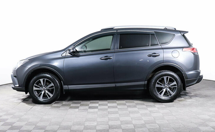 Toyota RAV4 - Фото 2