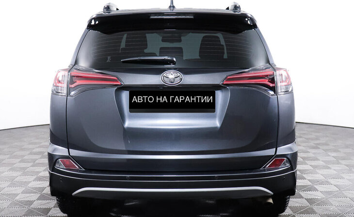 Toyota RAV4 - Фото 5
