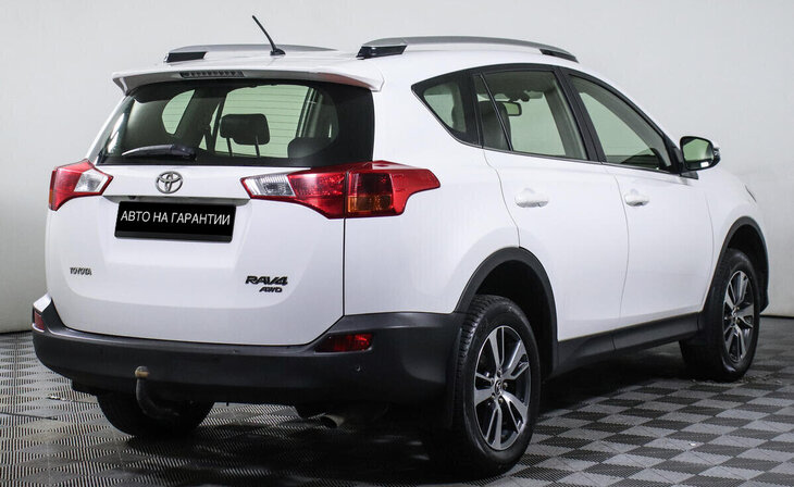 Toyota RAV4 - Фото 2
