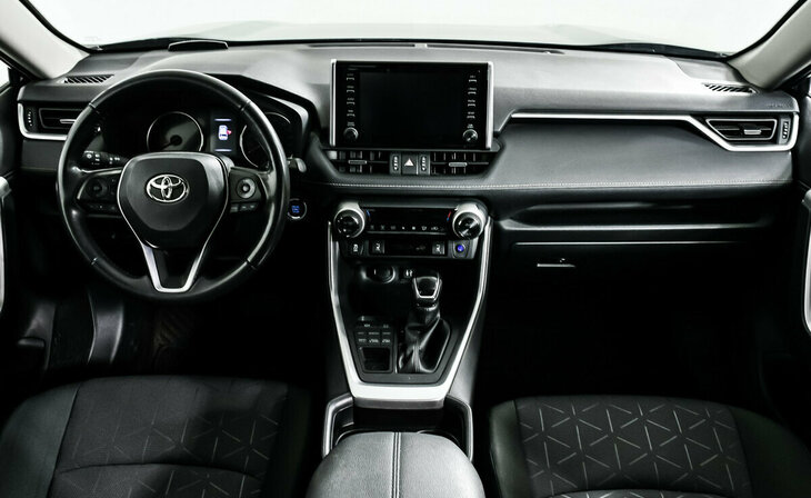 Toyota RAV4 - Фото 7