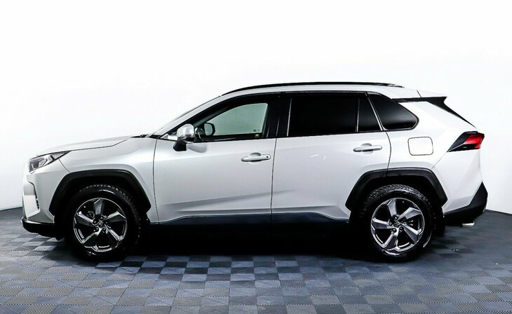 Toyota RAV4 - Фото 2