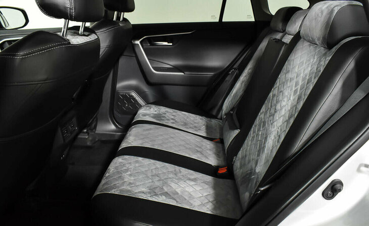 Toyota RAV4 - Фото 14