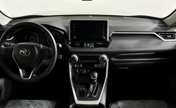 Toyota RAV4 - Фото 8