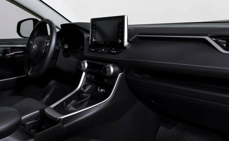 Toyota RAV4 - Фото 9