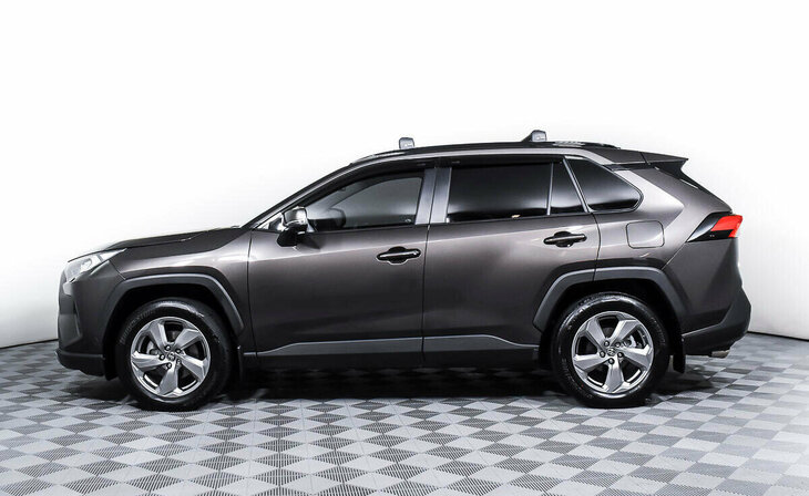 Toyota RAV4 - Фото 2