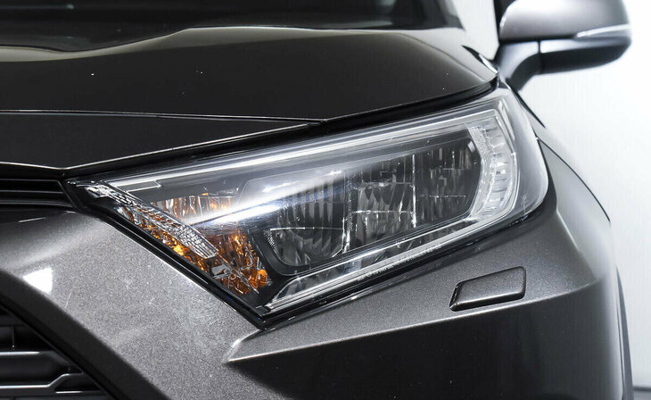 Toyota RAV4 - Фото 6