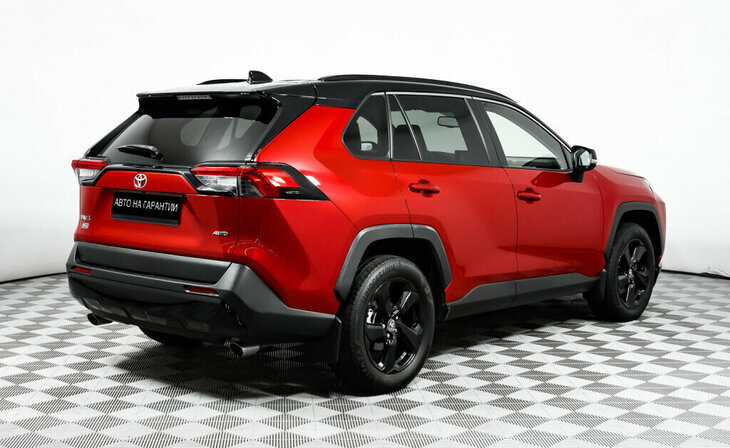 Toyota RAV4 - Фото 4