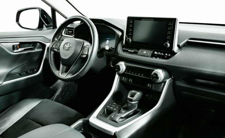 Toyota RAV4 - Фото 8