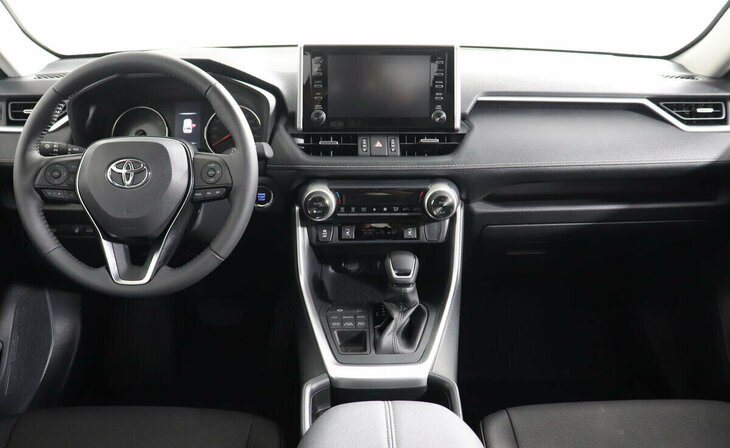 Toyota RAV4 - Фото 6