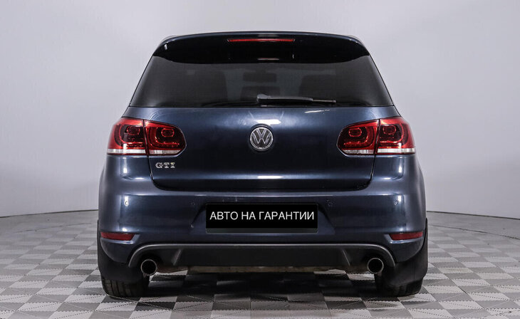 Volkswagen Golf GTI - Фото 3