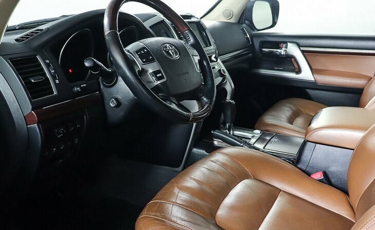 Toyota Land Cruiser - Фото 10