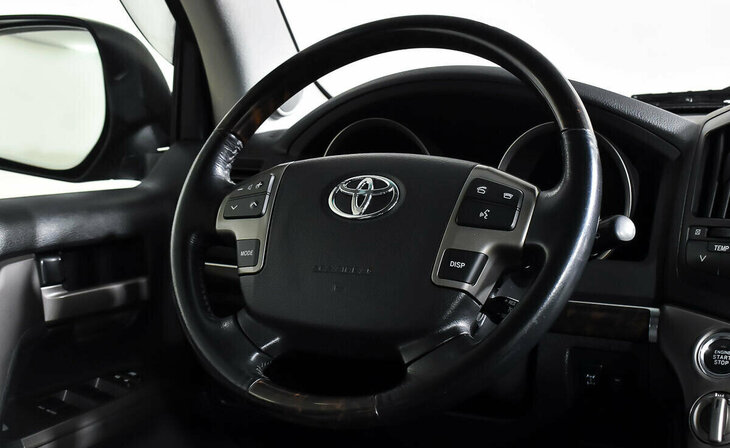 Toyota Land Cruiser - Фото 11