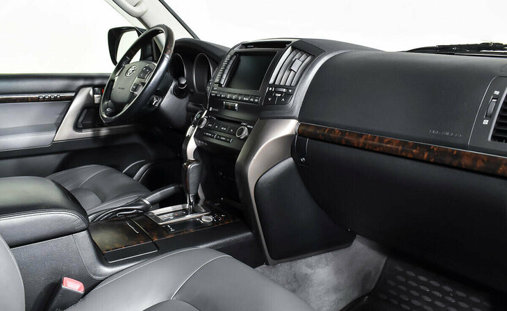 Toyota Land Cruiser - Фото 8