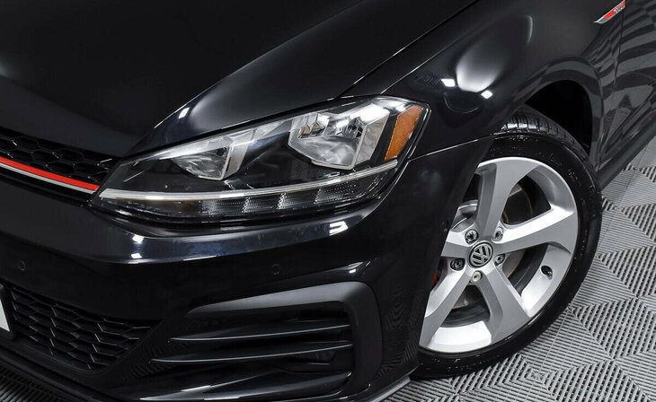 Volkswagen Golf GTI - Фото 6