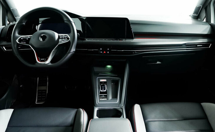 Volkswagen Golf GTI - Фото 7