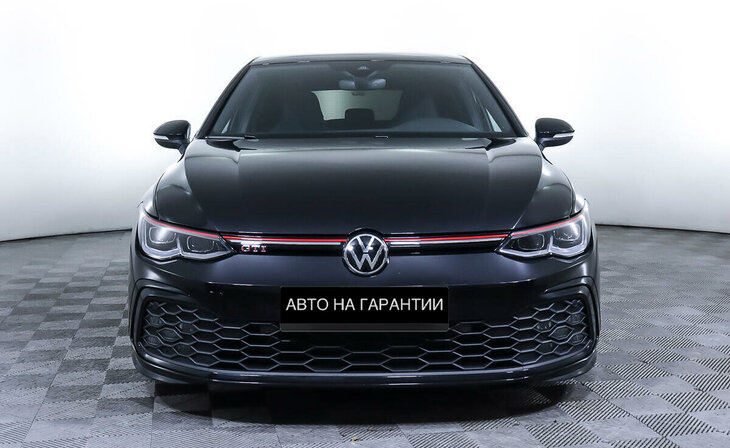 Volkswagen Golf GTI - Фото 1