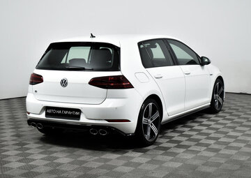 Volkswagen Golf R