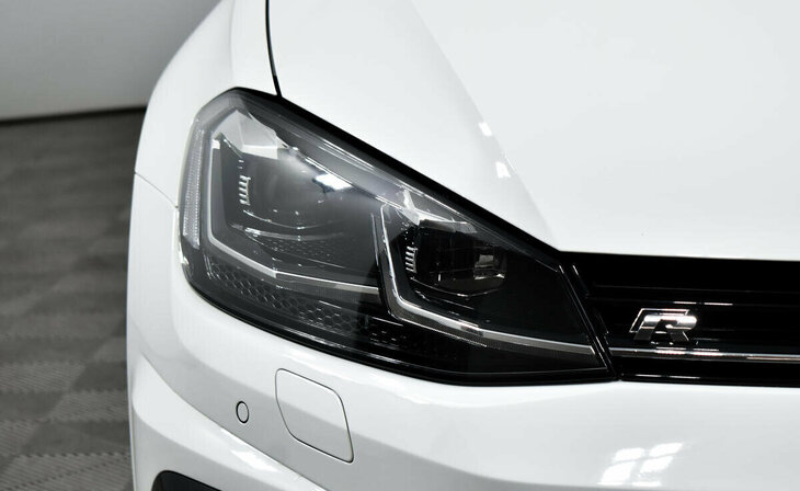 Volkswagen Golf R - Фото 4