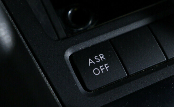 Volkswagen Golf - Фото 13